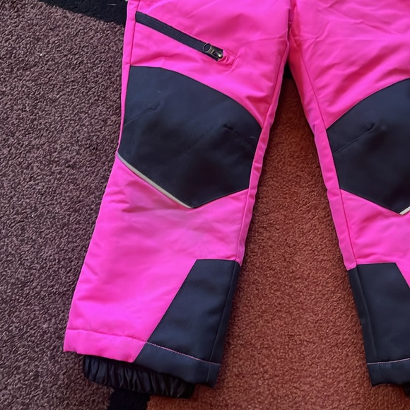 Girls overall snowpants / pink & black / Size XS (4-5) / SWISSTECH ❄️ - Picture 2 of 12